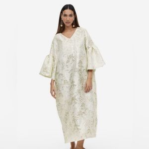 H&M White Kaftan Dress NWT size M, white and gold Caftan